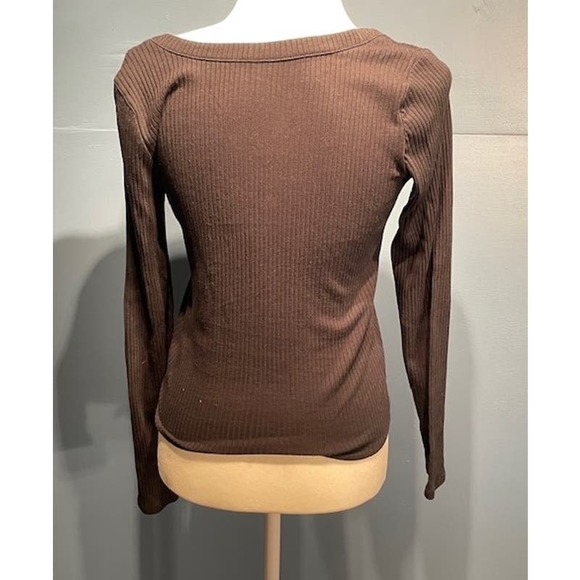 Hollister Size Medium Long Sleeve Black‎ Top Tie Waist Button Front Knit - Picture 2 of 3